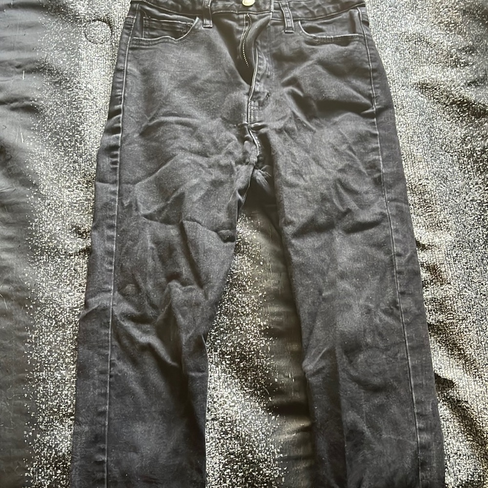 Black mid-waist jeans by forever 21